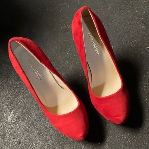 Loslandifen heels - Size 38 - NWOB